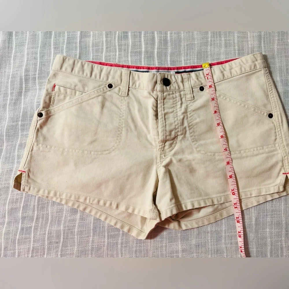 Abercrombie‎ & Fitch Shorts Womens Size 6 Beige Casual Button Fly Flap Pockets